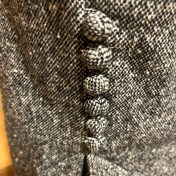 Victoria’s Secret Black and White Tweed Pencil Skirt - Size 10 - Picture 3 of 8